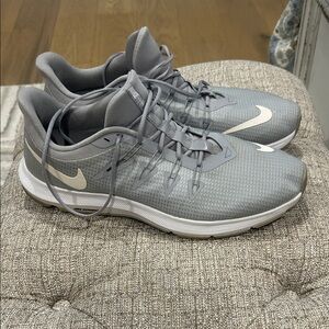 Nike Men's Athletic Gray Sneakers